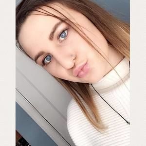 Meet your Posher, Katlyn